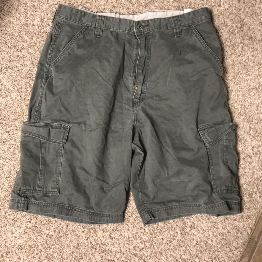 Men’s Wrangler Cargo Shorts